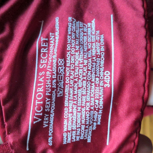 Victoria's Secret Very Sexy Push-up 34DD - Picture 3 of 3